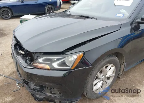 2018 Volkswagen Passat 2.0T R-Line/2.0T S from USA, damaged, VIN 1VWAA7A31JC016790